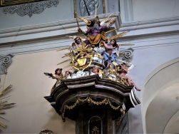 Kościół Matki Bożej Królowej Polski i świętego Maternusa w Stroniu Śląskim