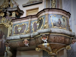 Kościół Matki Bożej Królowej Polski i świętego Maternusa w Stroniu Śląskim