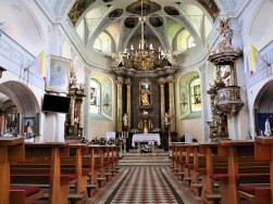 Kościół Matki Bożej Królowej Polski i świętego Maternusa w Stroniu Śląskim